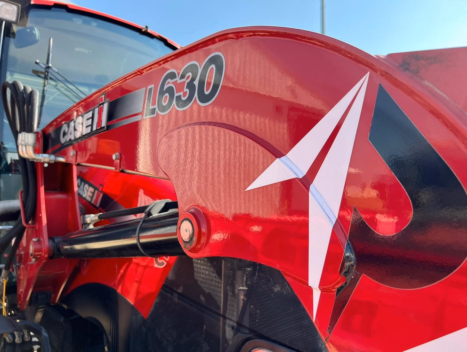 Case L630 tractor Paint brought back by Cecil's Auto Solutions